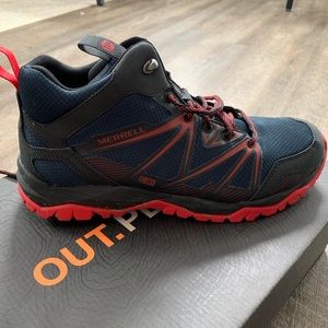 Merrell hiking boots 10.5